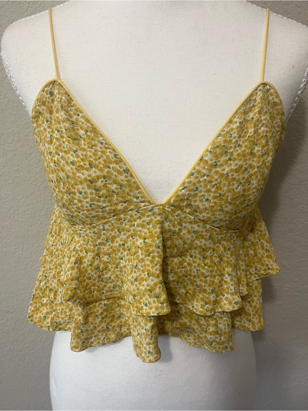 Dress Forum Yellow Floral Ruffle V-Neck Cami